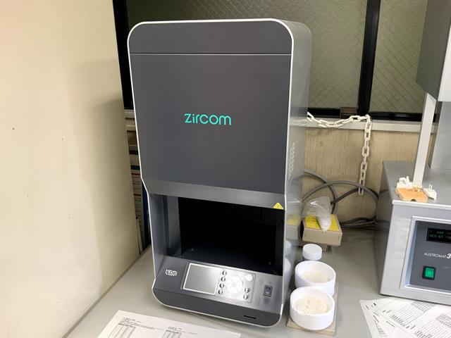 ZirCOM